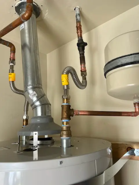 Water heater installation and plumbing repair in O Henry Oaks